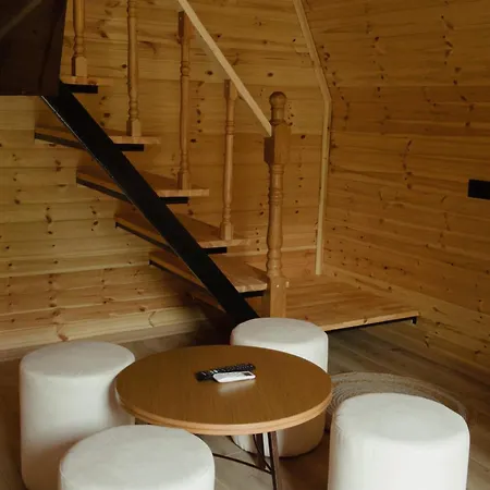 Domek alpejski The Wooden Village - By Nemercka