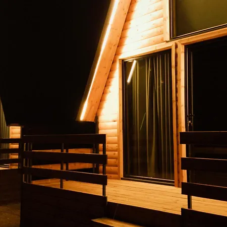 The Wooden Village - By Nemercka Domek alpejski