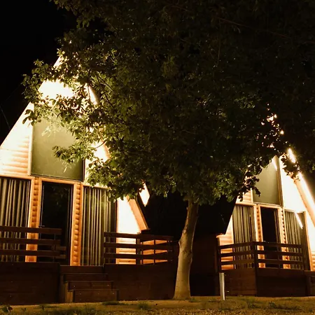 The Wooden Village - By Nemercka Domek alpejski *