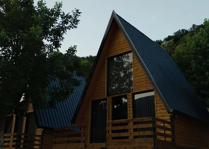 シャレー The Wooden Village - By Nemercka *